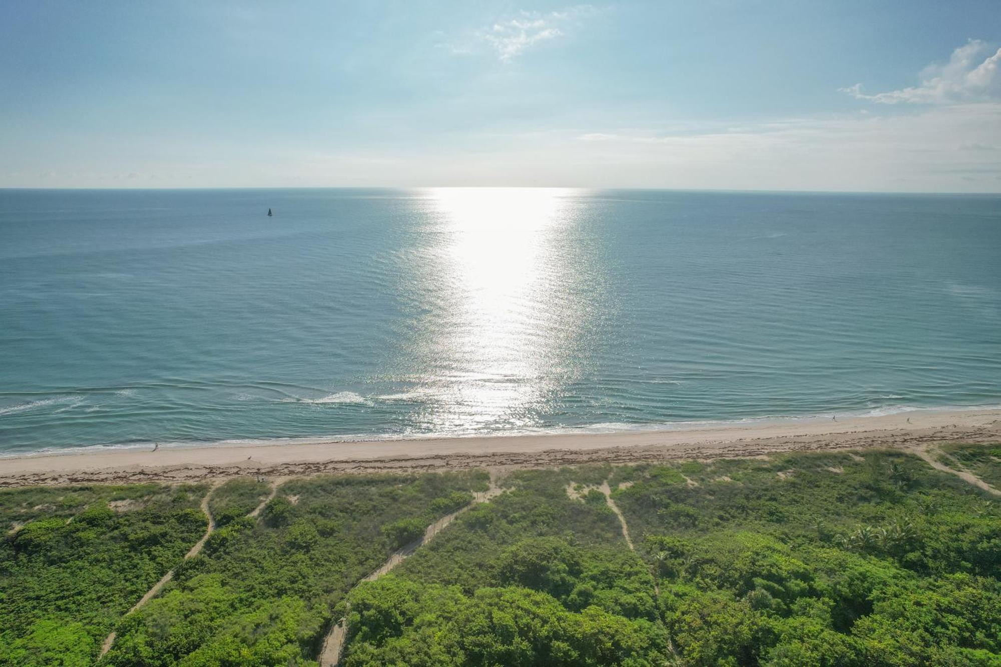 Sandy Shores - 2Br Beach Getaway And Surf Spot Форт Пирс Экстерьер фото